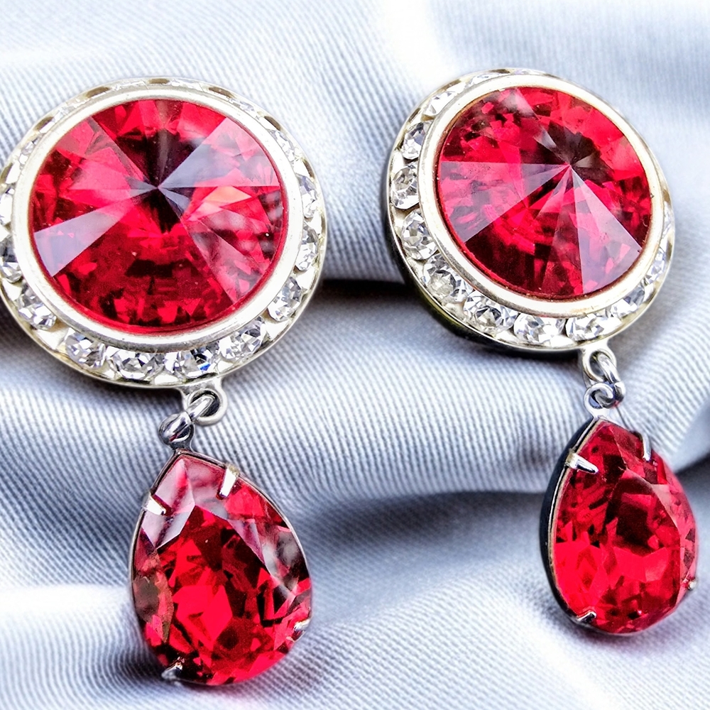 ​19mm 3/4in Gauges Ruby Red Crystal Dangle Ear Plugs Body Jewelry